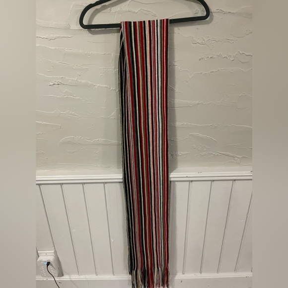 Extra long striped scarf - Picture 6 of 6